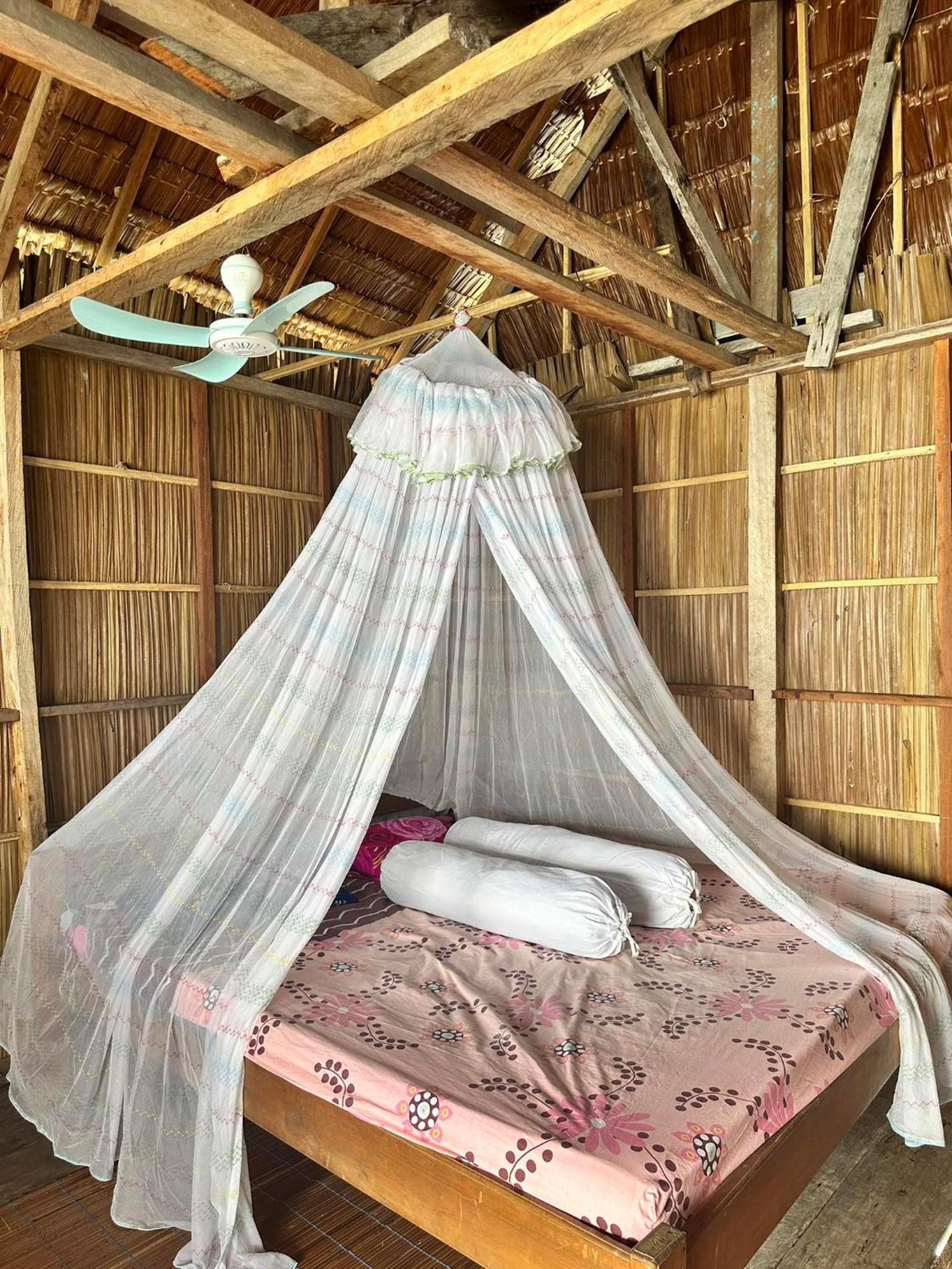 Nyanse Homestay - Raja Ampat Besir Exteriér fotografie