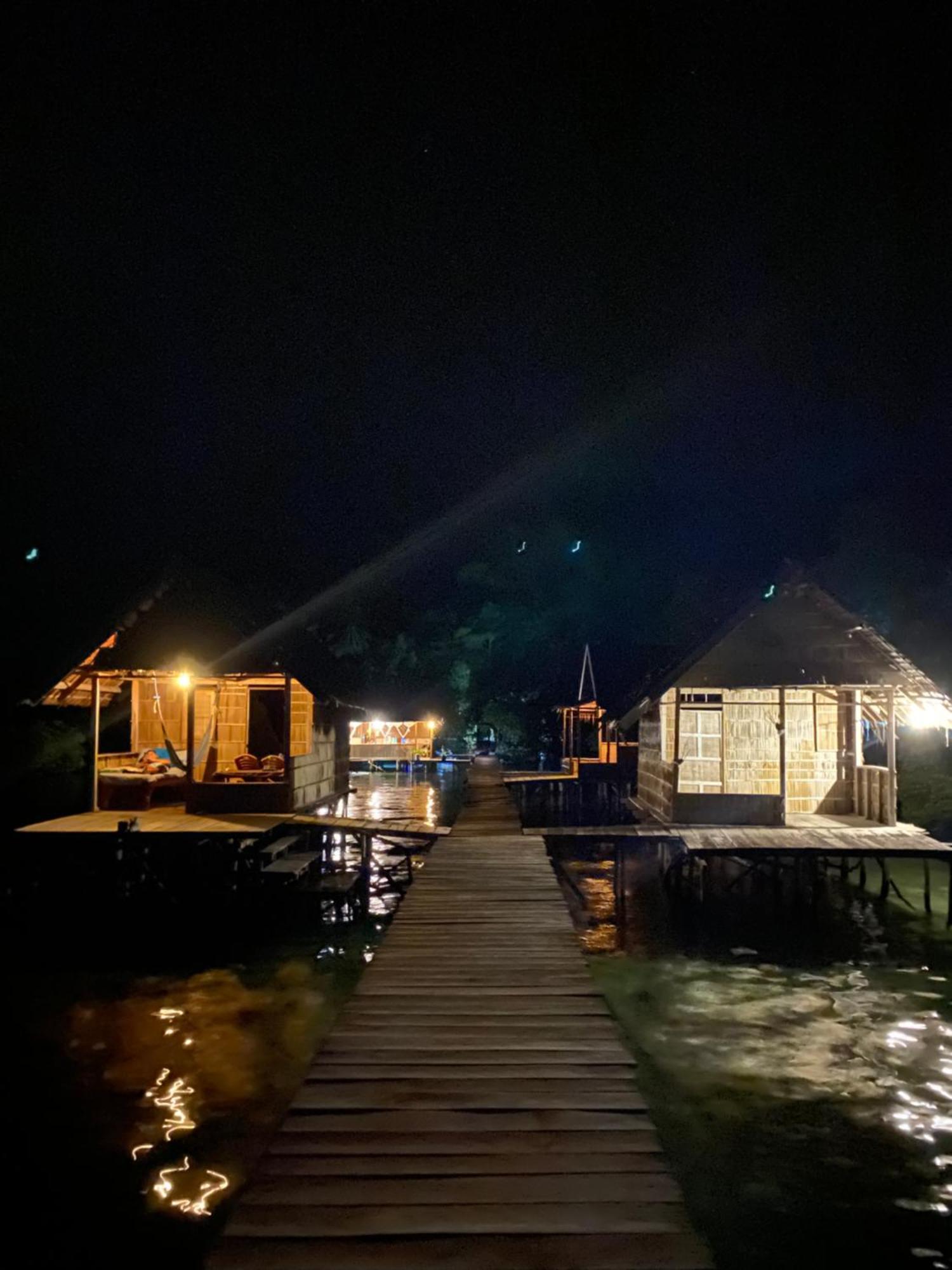 Nyanse Homestay - Raja Ampat Besir Exteriér fotografie