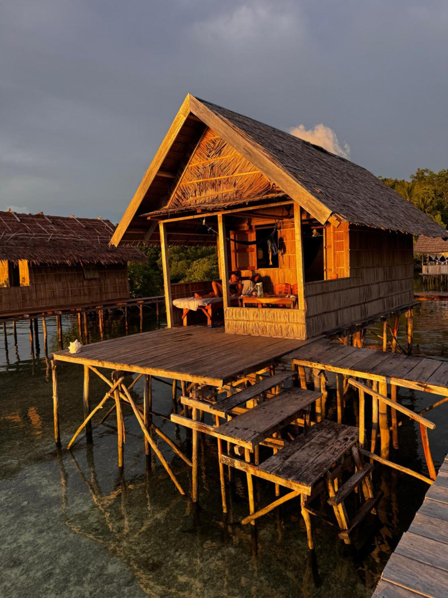 Nyanse Homestay - Raja Ampat Besir Exteriér fotografie